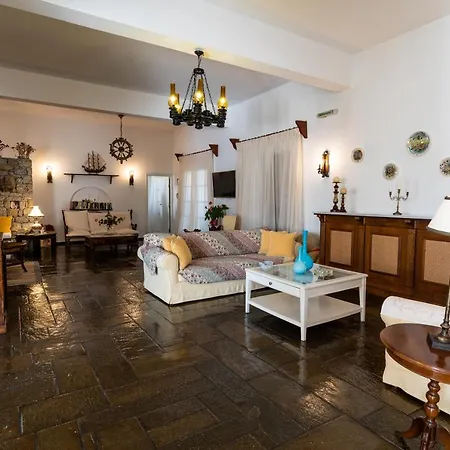 Hotel apartamentowy Marianna-glastros 3*